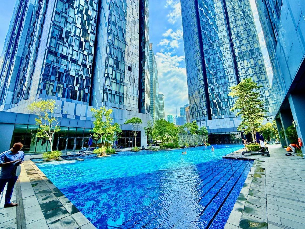 Star Residence Klcc By Sky Pool Куала-Лумпур Экстерьер фото